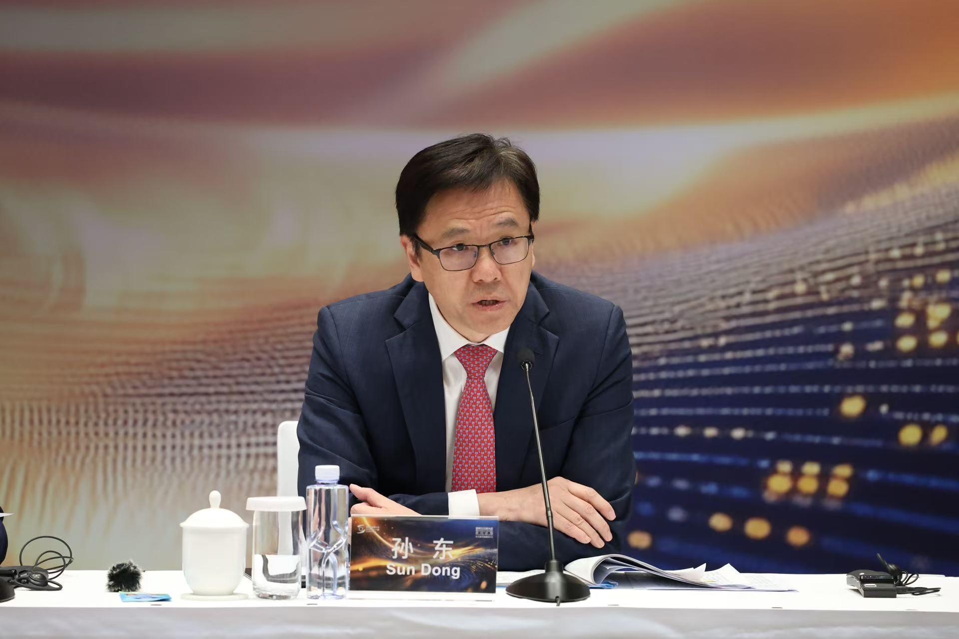 创新科技及工业局局长孙东教授今日（三月十七日）在北京世界互联网大会亚太峰会新闻发布会上致辞。